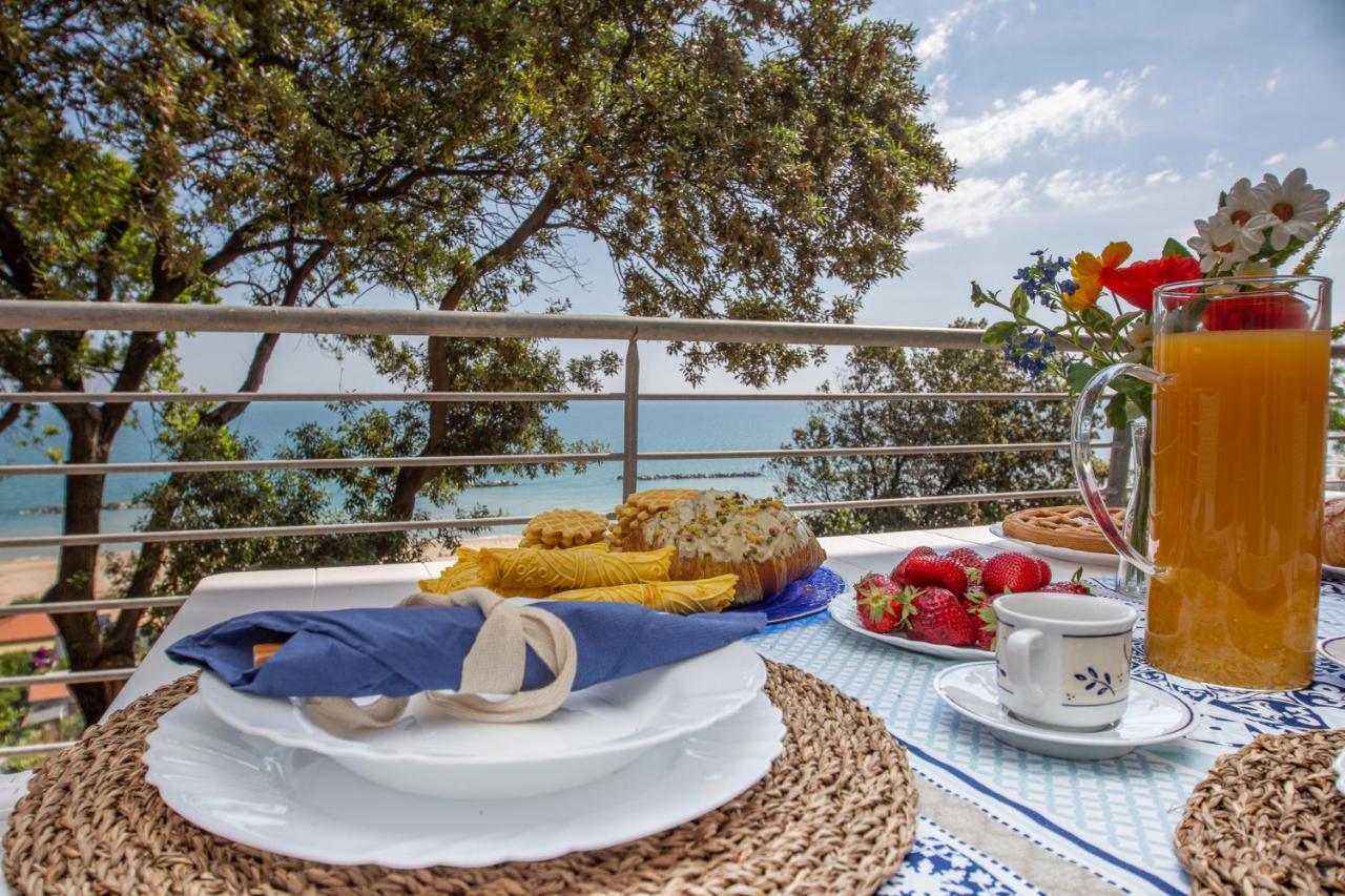 Abruzzodamare Amazing Apartments With Romantic Sea View Francavilla Al Mare Ngoại thất bức ảnh