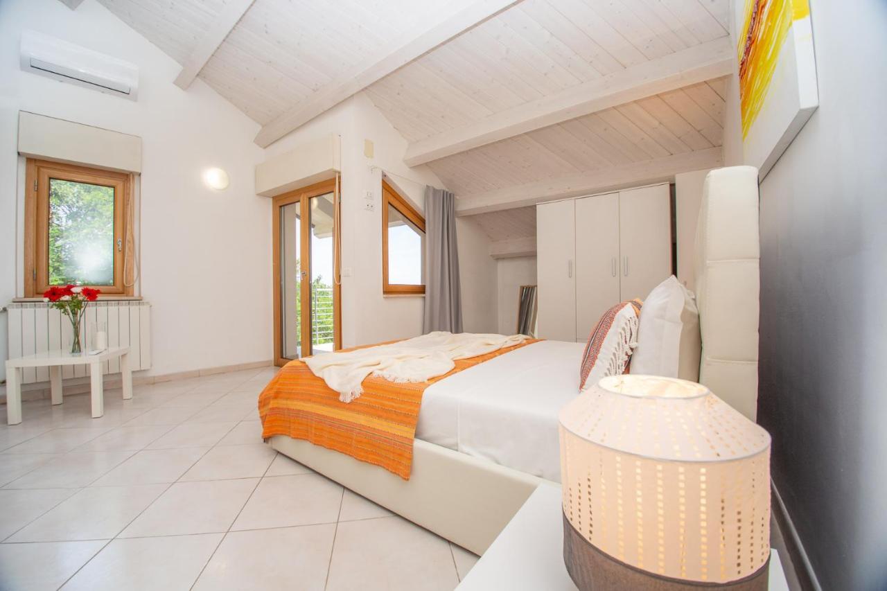 Abruzzodamare Amazing Apartments With Romantic Sea View Francavilla Al Mare Ngoại thất bức ảnh